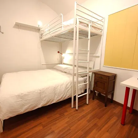 Hostdomus - Berthollet Apartment *